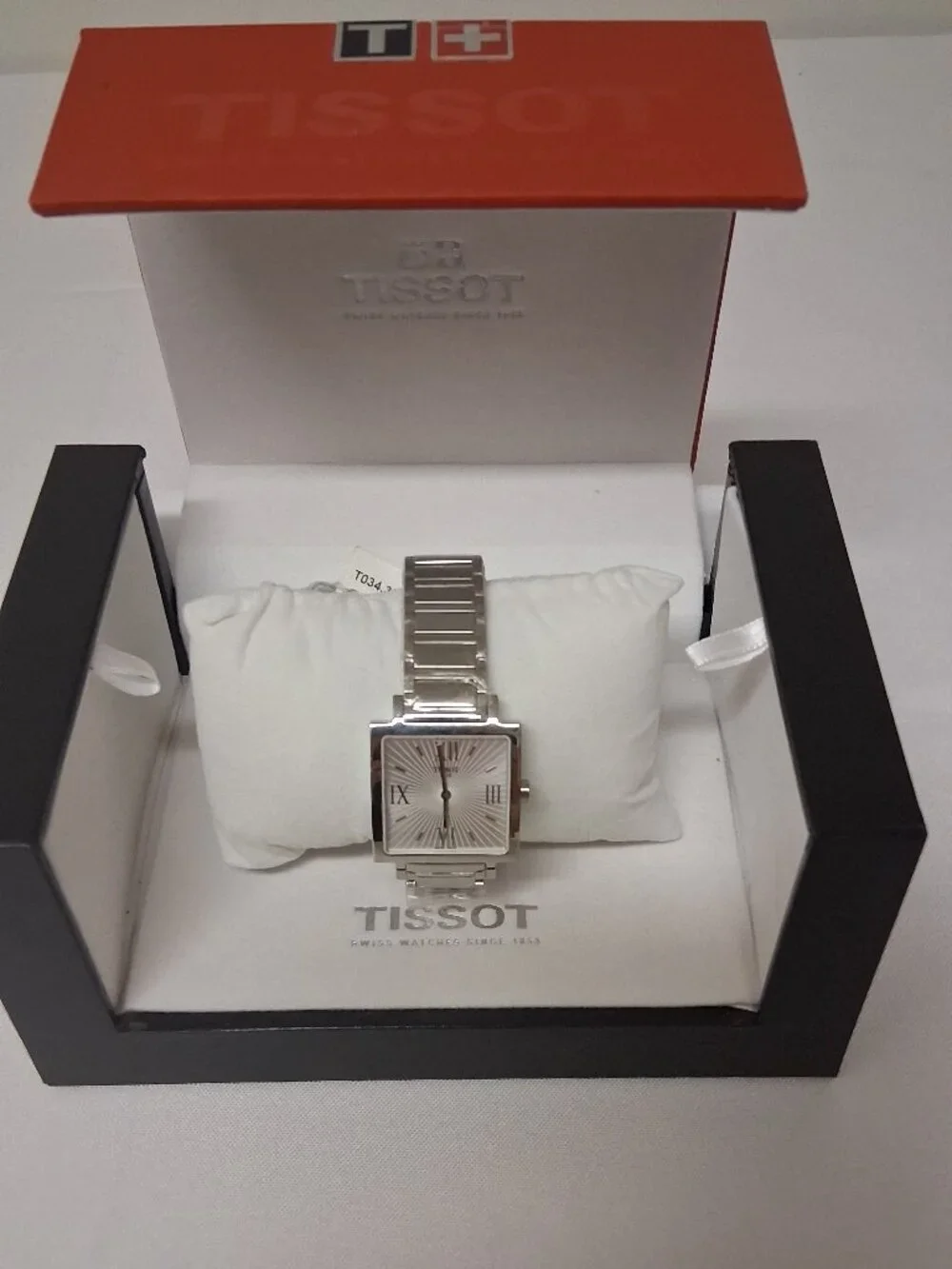 Tissot Happy Chic Silver Dial Ladies Watch Item No. T034.309.11.033.00